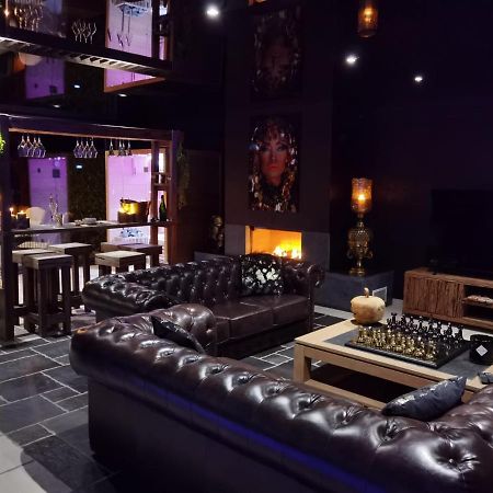 Les Suites M Wanze エクステリア 写真